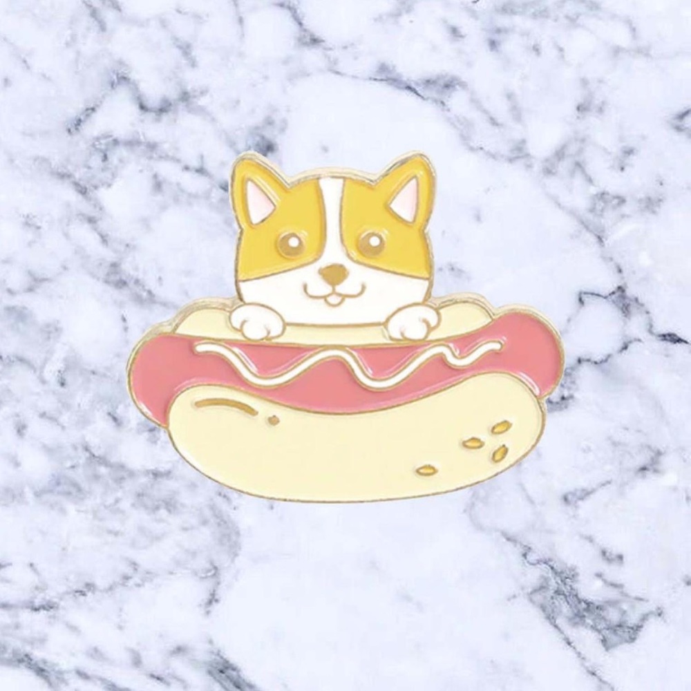 Hottodoggo Enamel Pin